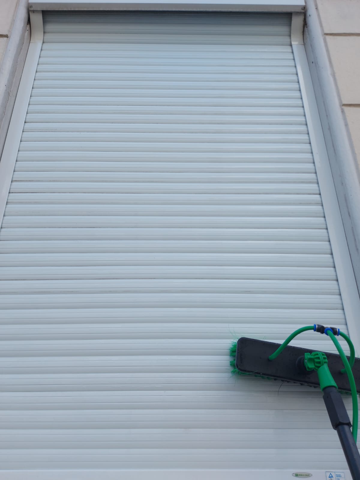 8f412cf2-568a-4bc9-9863-738c9b1a1936